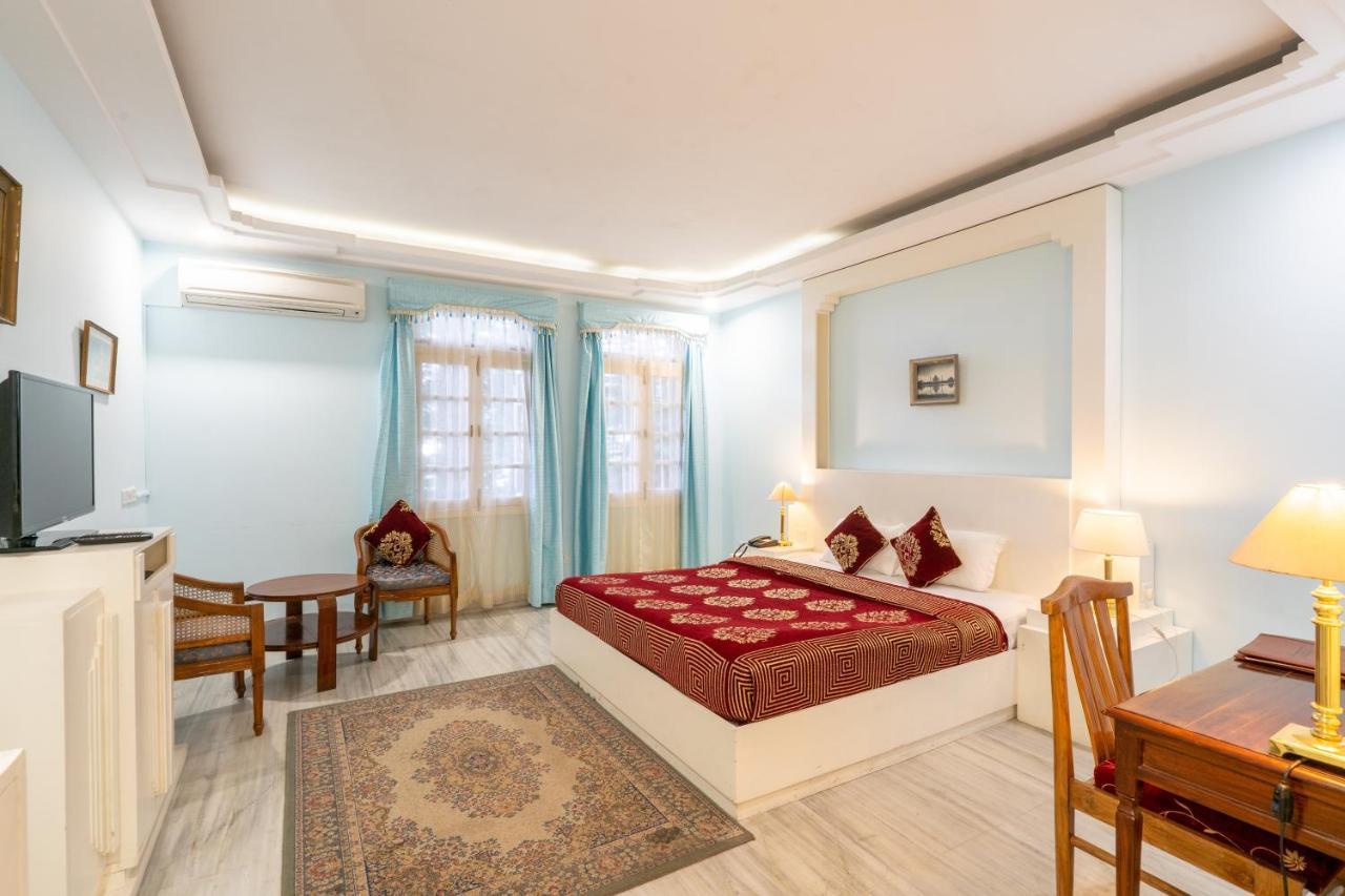 Hotel Woodpark Shimla Exterior photo