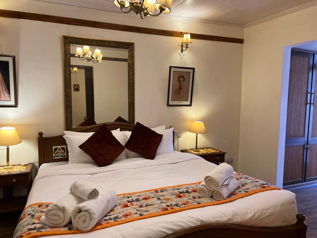 Hotel Woodpark Shimla Exterior photo