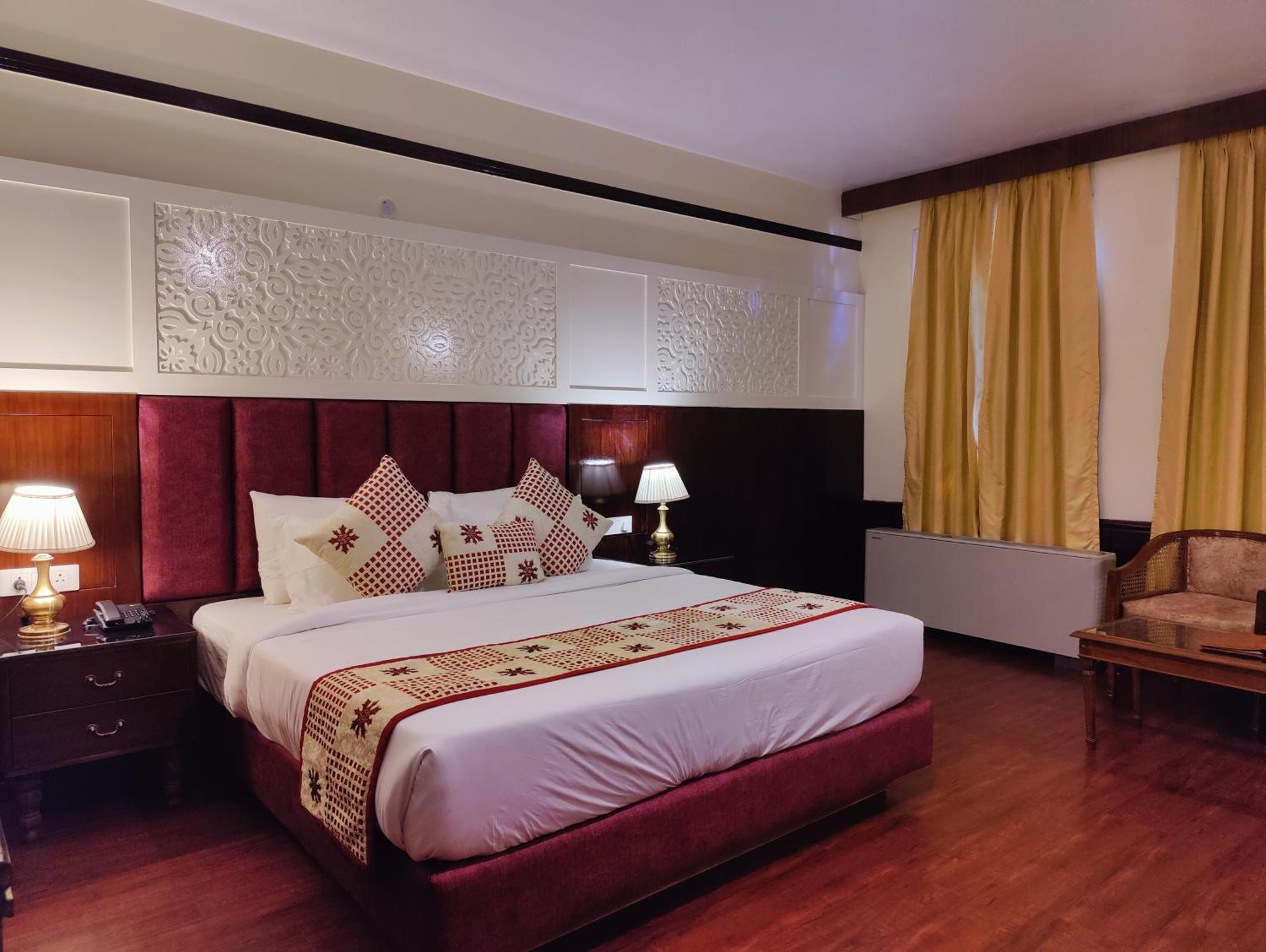 Hotel Woodpark Shimla Exterior photo